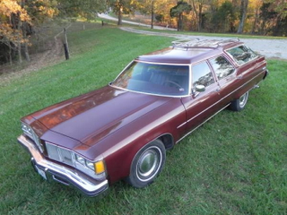 Illustration for article titled For $5,000, This 1976 Olds Custom Cruiser Will Make You Clam Up